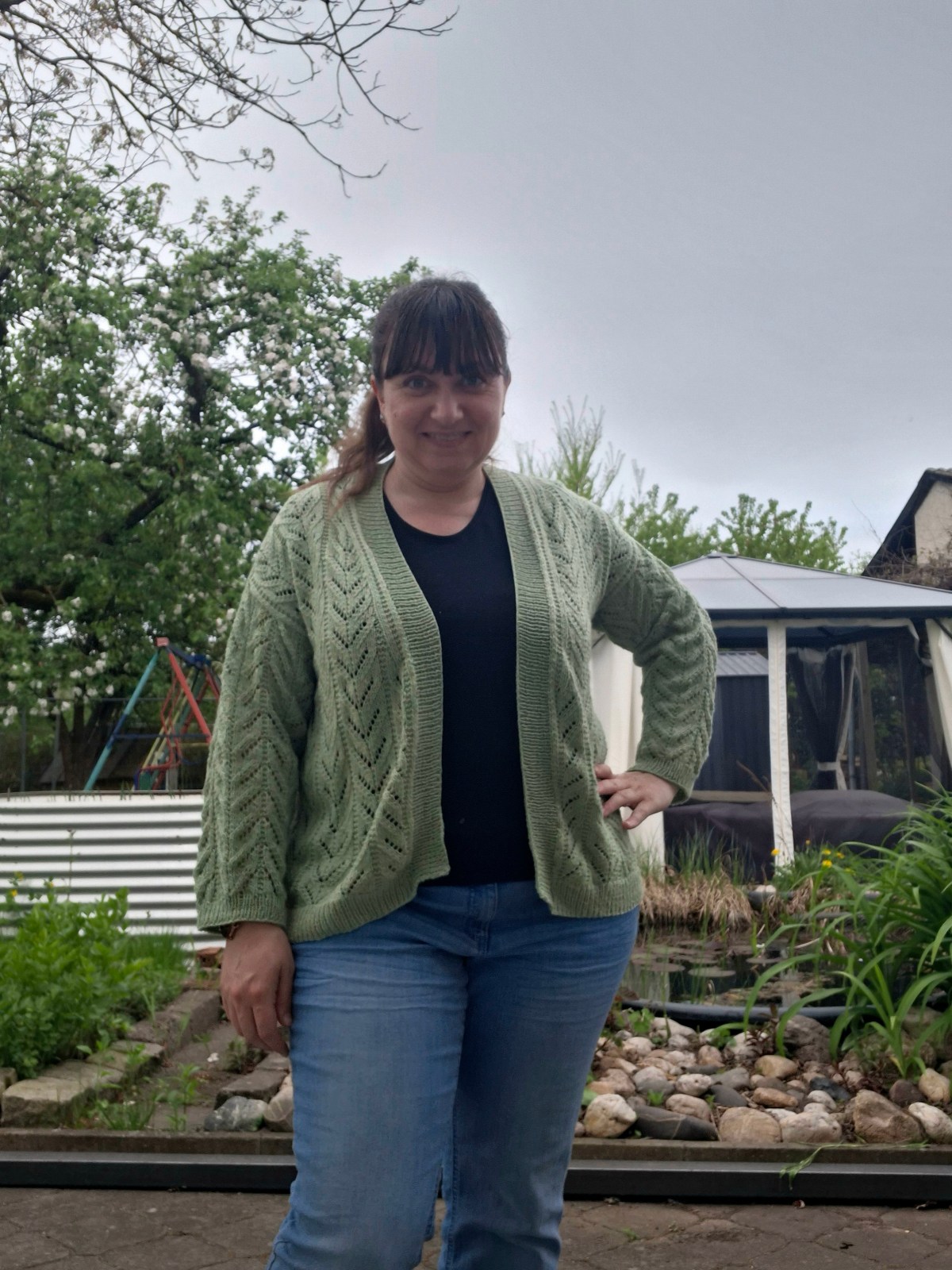 Strickjacke „Thuja“ – Laine Magazin&nbsp;24
